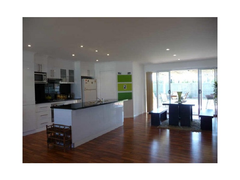 14 Jacaranda Avenue, Hollywell QLD 4216