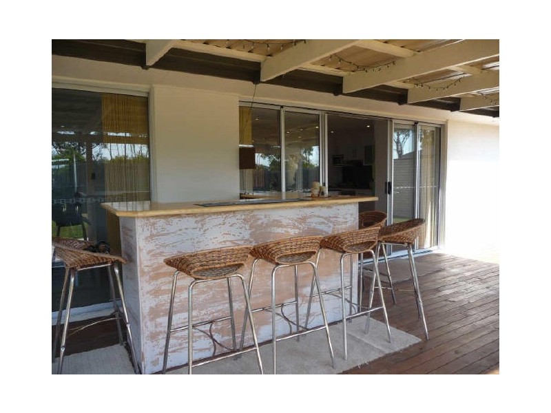 14 Jacaranda Avenue, Hollywell QLD 4216