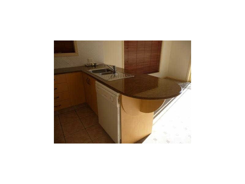 5/18 Charlton Street, Southport QLD 4215