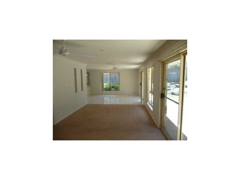 75 Cootharaba Drive, Helensvale QLD 4212