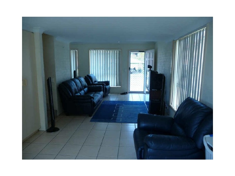 9/13 Brown Street, Labrador QLD 4215