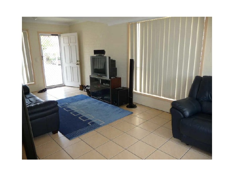 9/13 Brown Street, Labrador QLD 4215