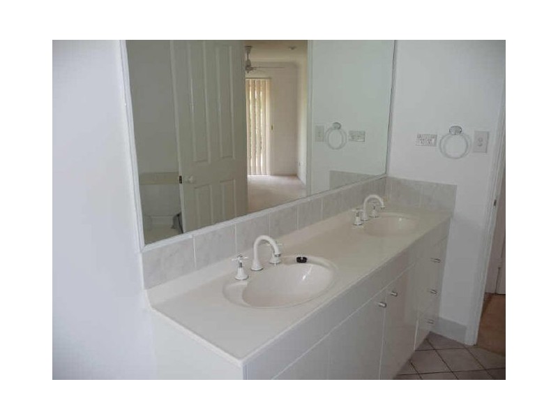 24 Anchorage Way, Biggera Waters QLD 4216