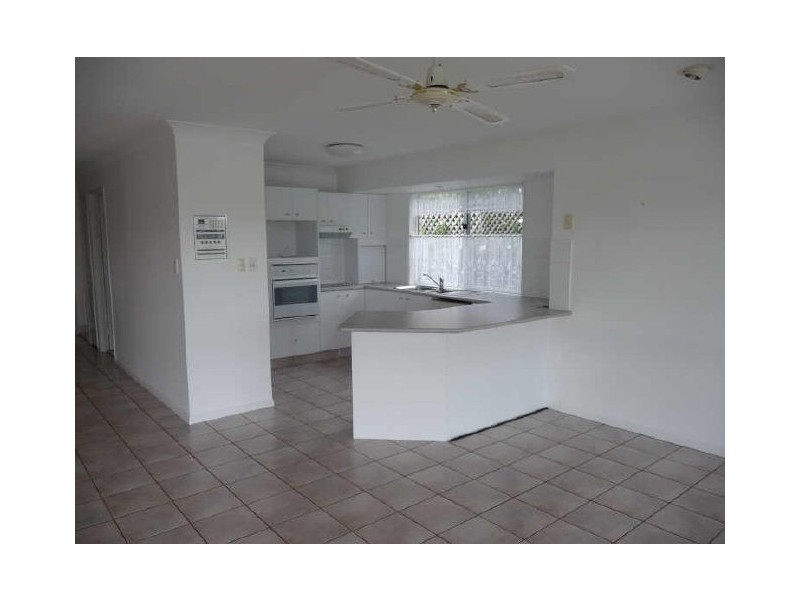 24 Anchorage Way, Biggera Waters QLD 4216