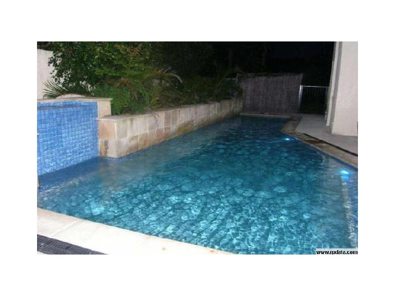 36 Fitzalen Circuit, Arundel QLD 4214