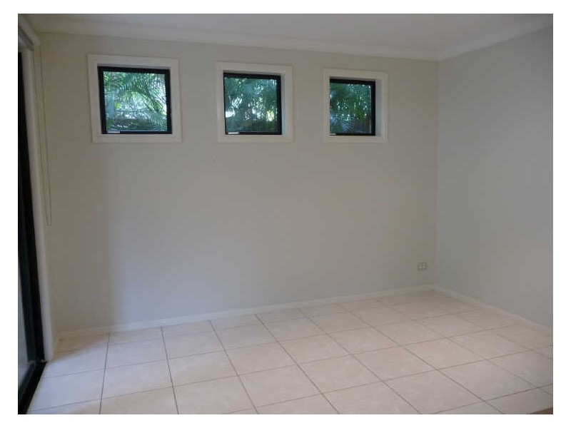 1/14 Wynflo, Labrador QLD 4215