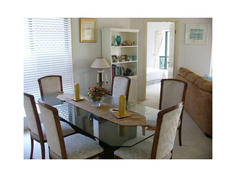 4 Steyning Court, Arundel QLD 4214