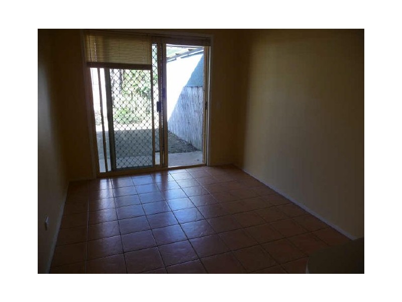 2/3 Waterbird Court, Coombabah QLD 4216