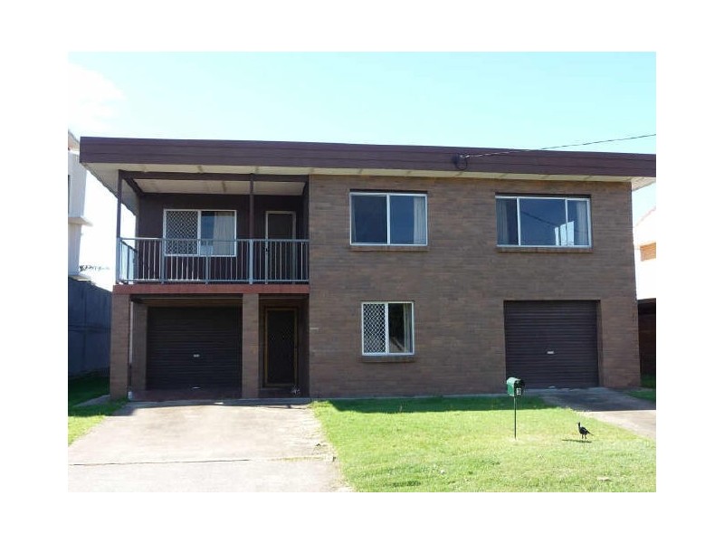 3 Canal Ave, Runaway Bay QLD 4216