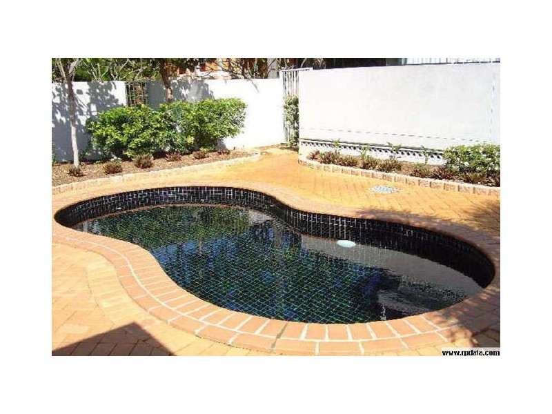 8/414 Marine Pde, Labrador QLD 4215