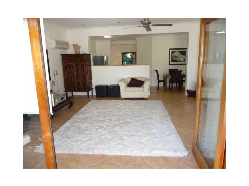 39 Deagon Street, Runaway Bay QLD 4216