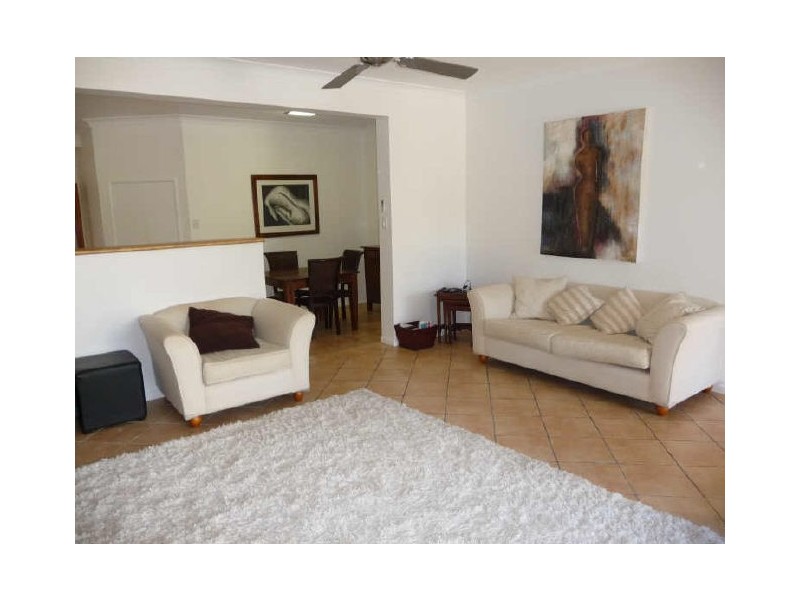 39 Deagon Street, Runaway Bay QLD 4216