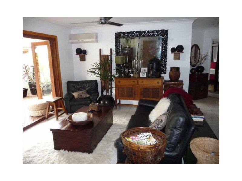 1/32 Killowill Ave, Paradise Point QLD 4216