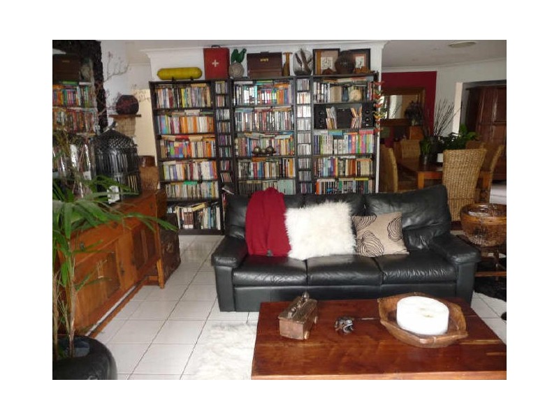 1/32 Killowill Ave, Paradise Point QLD 4216