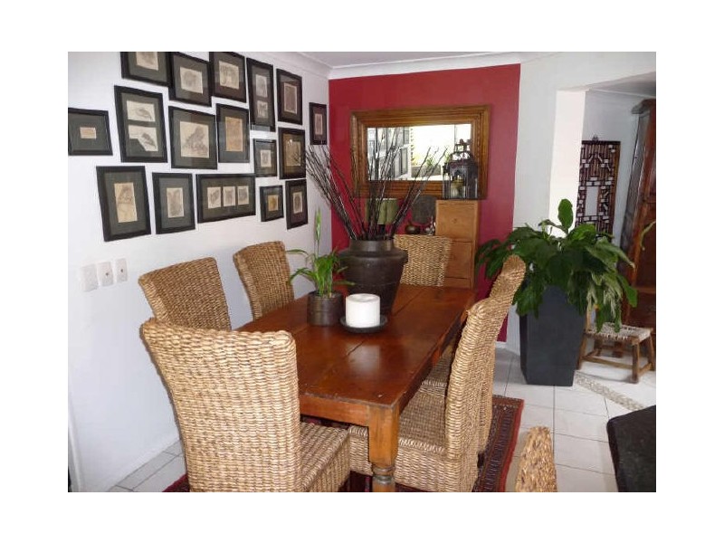 1/32 Killowill Ave, Paradise Point QLD 4216