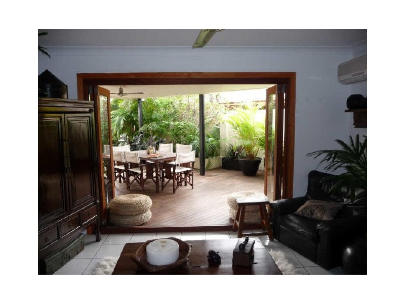 1/32 Killowill Ave, Paradise Point QLD 4216