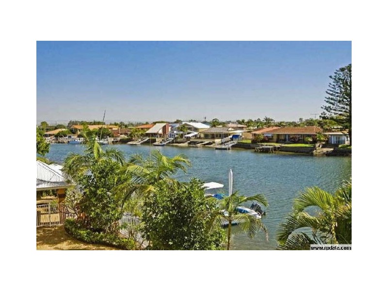 11/11-19 Taylor Street, Biggera Waters QLD 4216