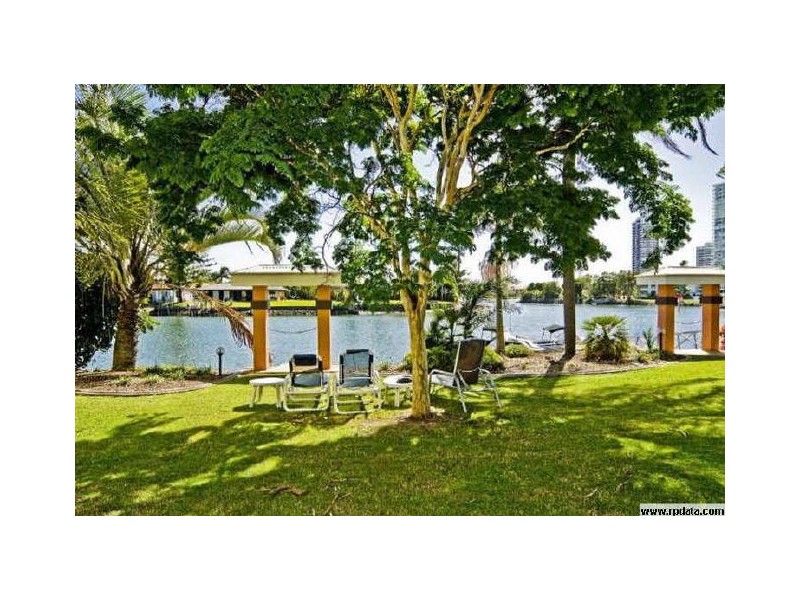 11/11-19 Taylor Street, Biggera Waters QLD 4216