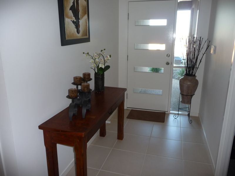 10 Garawarra Crescent, Upper Coomera QLD 4209