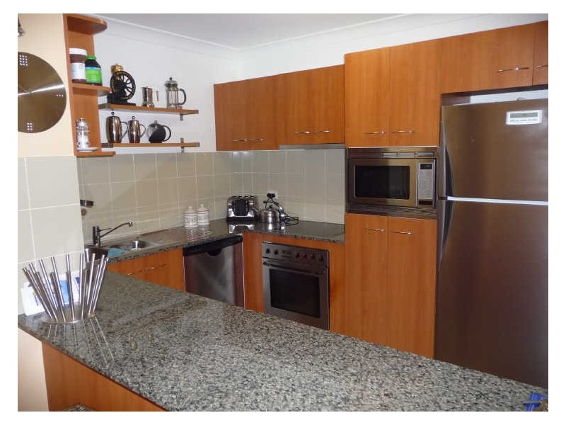 6/24-26 Brighton Parade, Southport QLD 4215