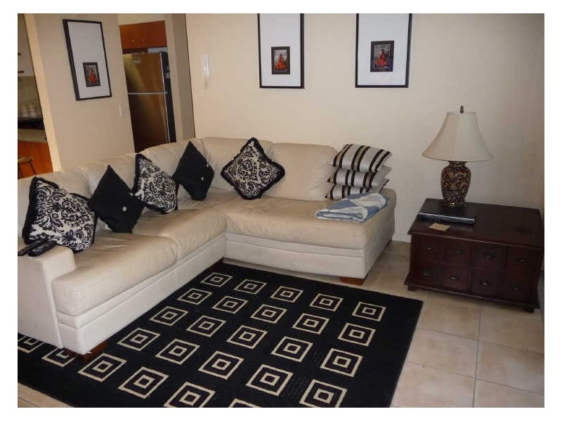 6/24-26 Brighton Parade, Southport QLD 4215