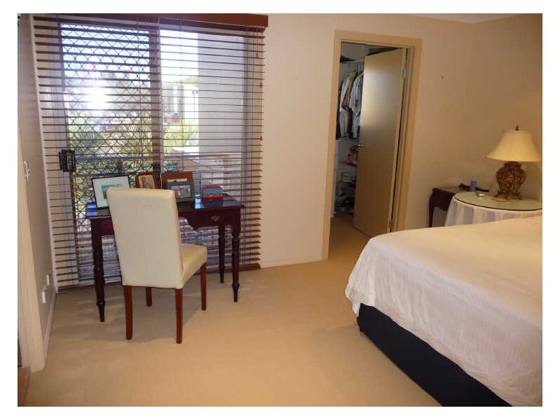 6/24-26 Brighton Parade, Southport QLD 4215