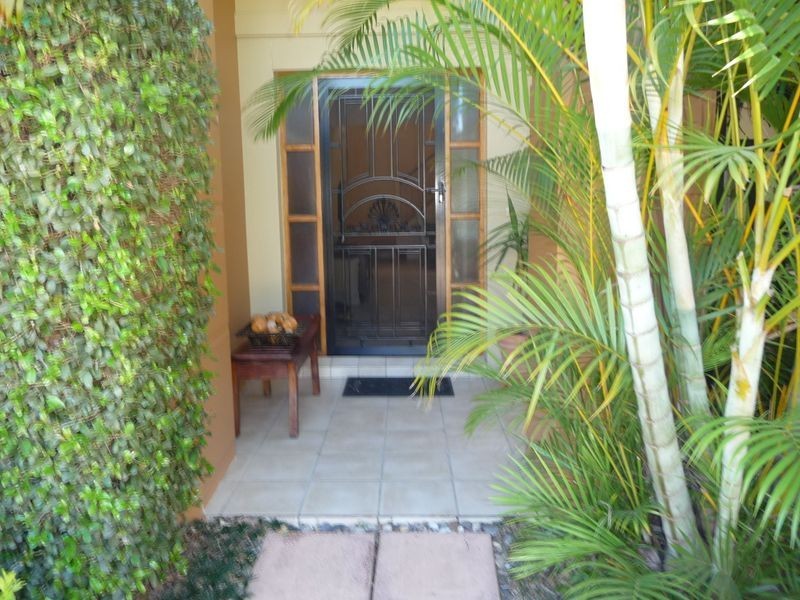 6/24-26 Brighton Parade, Southport QLD 4215