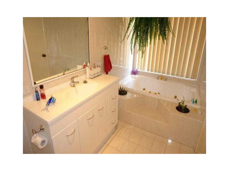 114 Columbus Drive, Hollywell QLD 4216
