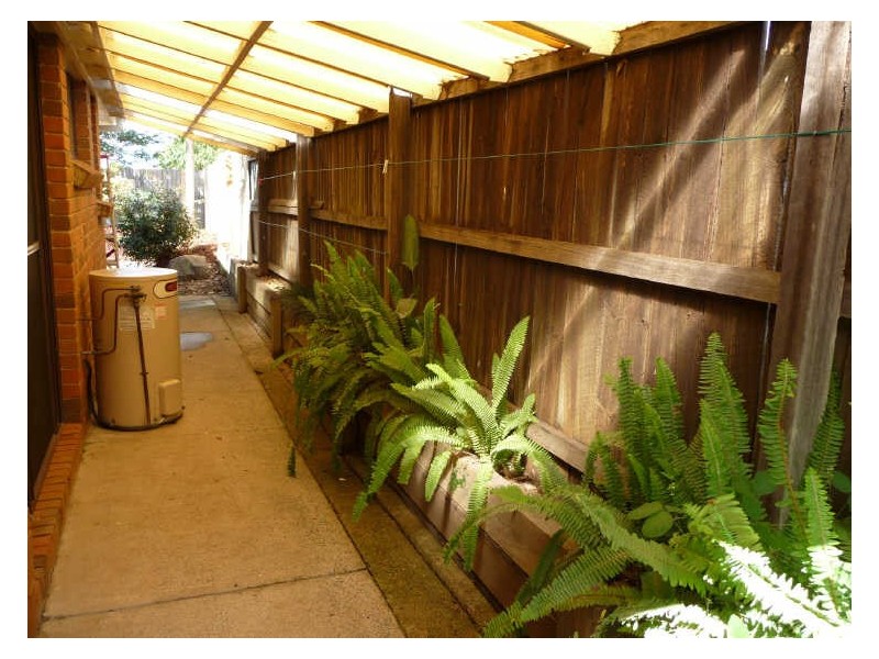 2/9 Robin Joy Close, Labrador QLD 4215
