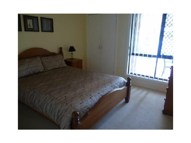 2/39 Kangaroo Ave, Coombabah QLD 4216