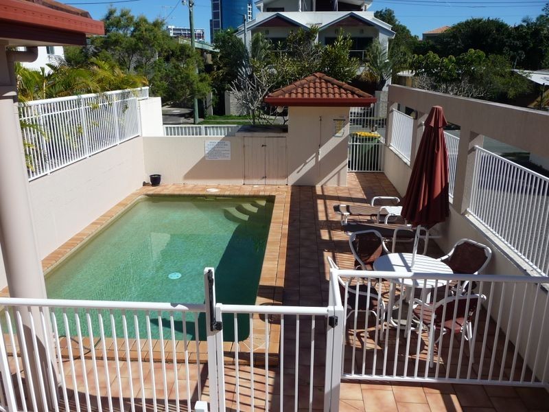 20/3 Anembo Street, Chevron Island QLD 4217