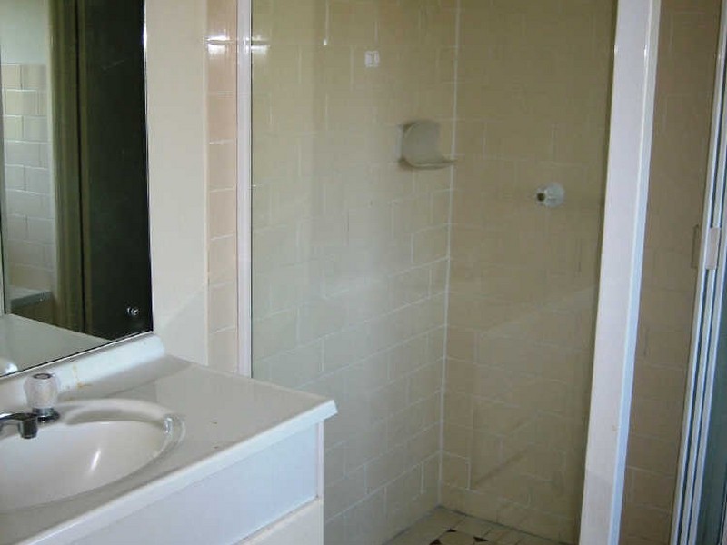 246/125 Hansford Road, Coombabah QLD 4216