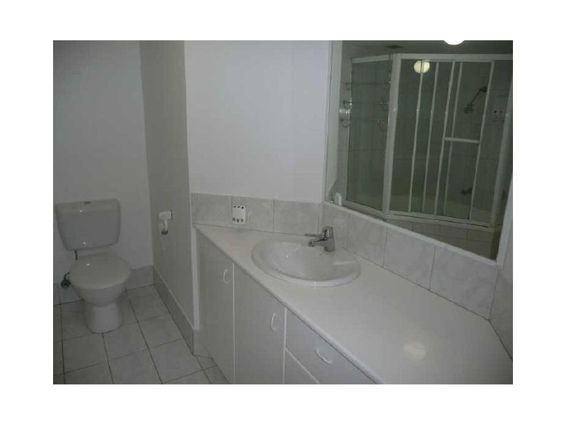 7/9-11 Madang Crescent, Runaway Bay QLD 4216