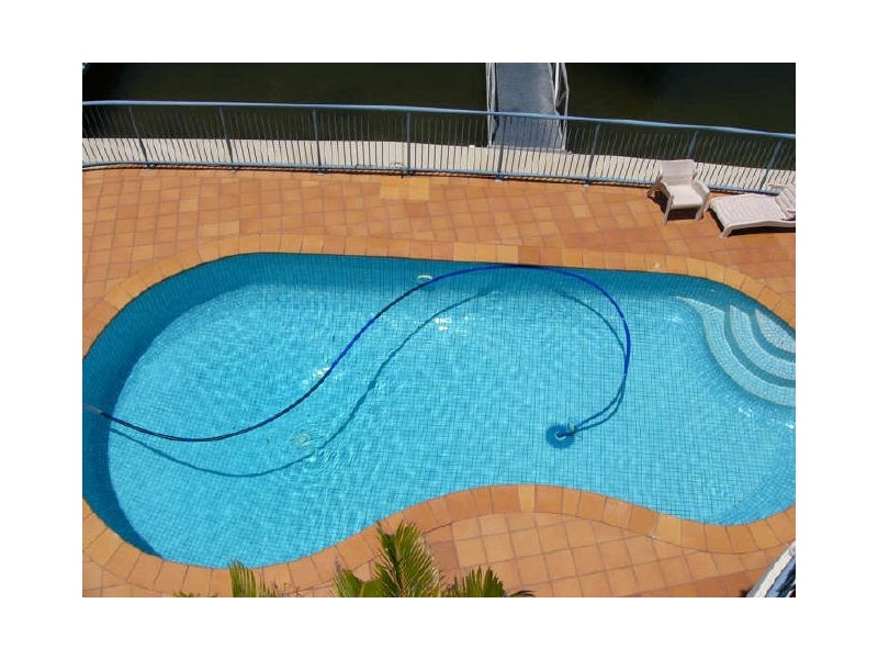 7/9-11 Madang Crescent, Runaway Bay QLD 4216