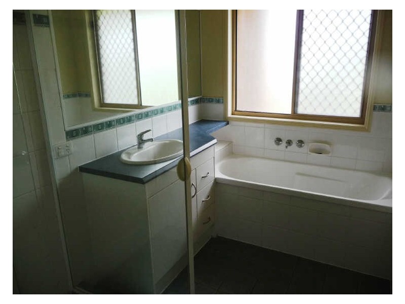 1/68 Freestone Drive, Upper Coomera QLD 4209