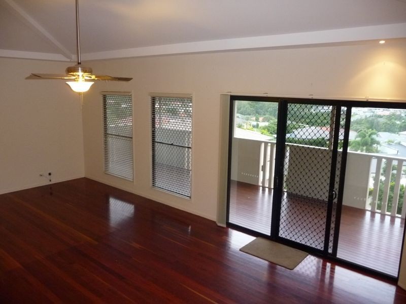 15 Maloney Drive, Maudsland QLD 4210