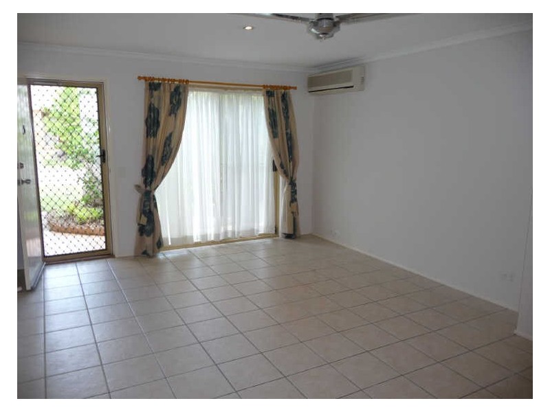 5/88 Village Way, Oxenford QLD 4210