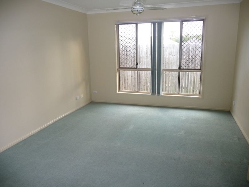 2/68 Freestone Drive, Upper Coomera QLD 4209