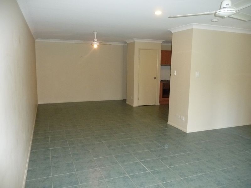 2/68 Freestone Drive, Upper Coomera QLD 4209