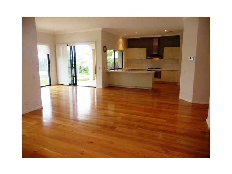 9 North Quay Drive, Biggera Waters QLD 4216
