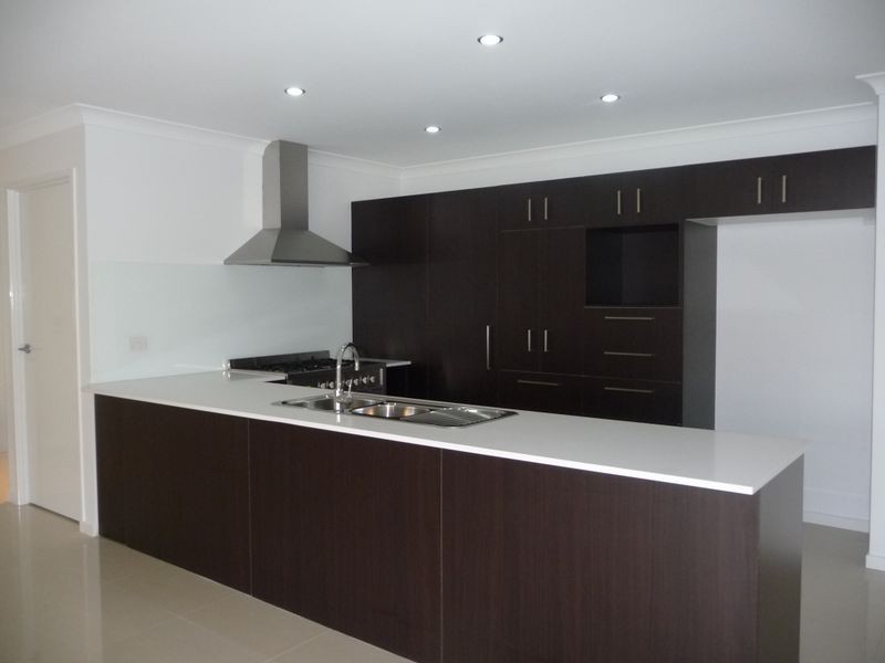 4 Mcdowall Court, Coomera QLD 4209