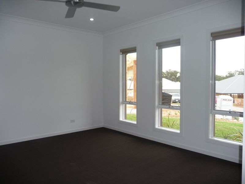 4 Mcdowall Court, Coomera QLD 4209