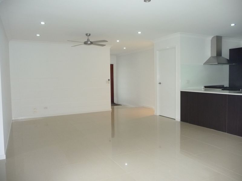 4 Mcdowall Court, Coomera QLD 4209