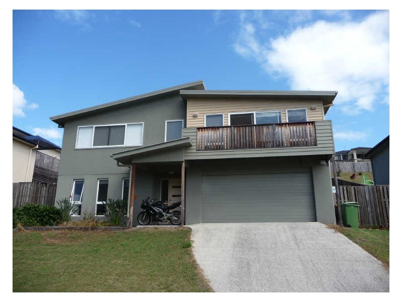 25 Elkins Street, Pacific Pines QLD 4211