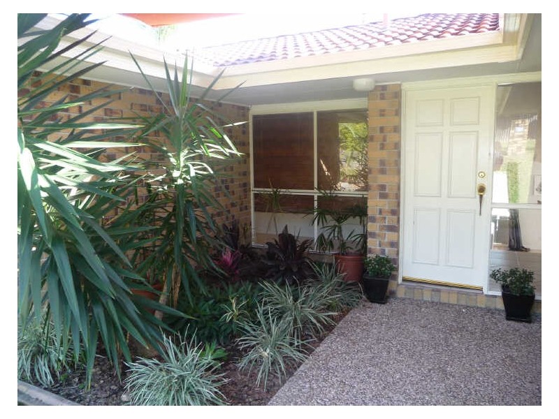 13 Papara Street, Pacific Pines QLD 4211