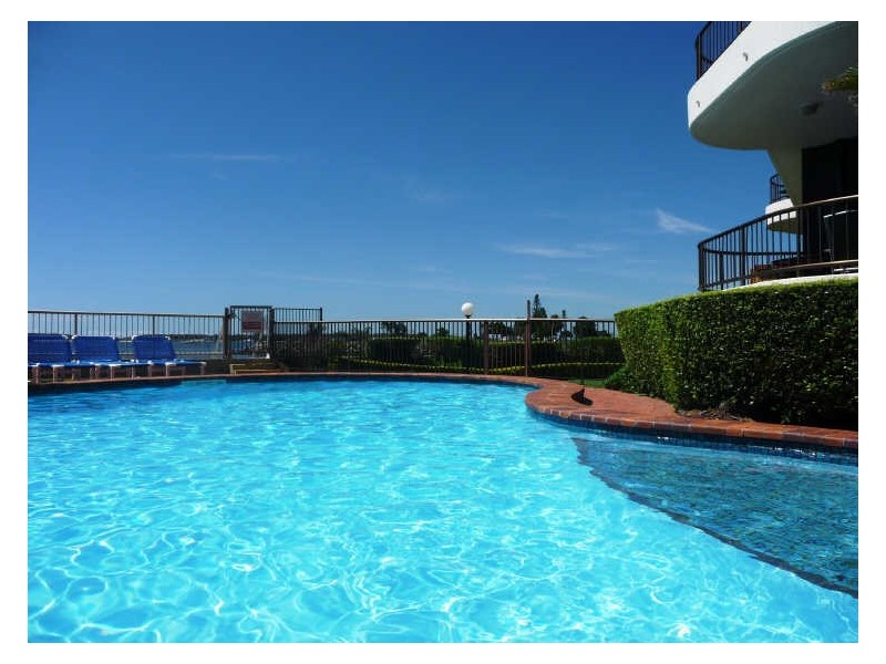 34/9 Bayview Street, Runaway Bay QLD 4216