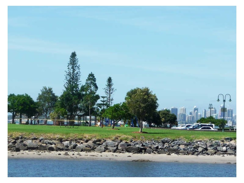 34/9 Bayview Street, Runaway Bay QLD 4216