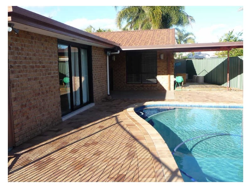 14 Primrose Court, Hollywell QLD 4216