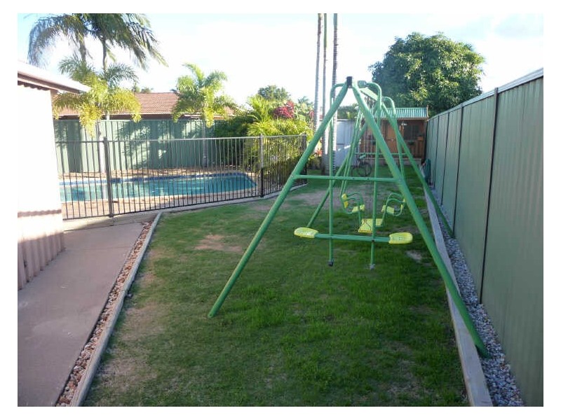 14 Primrose Court, Hollywell QLD 4216