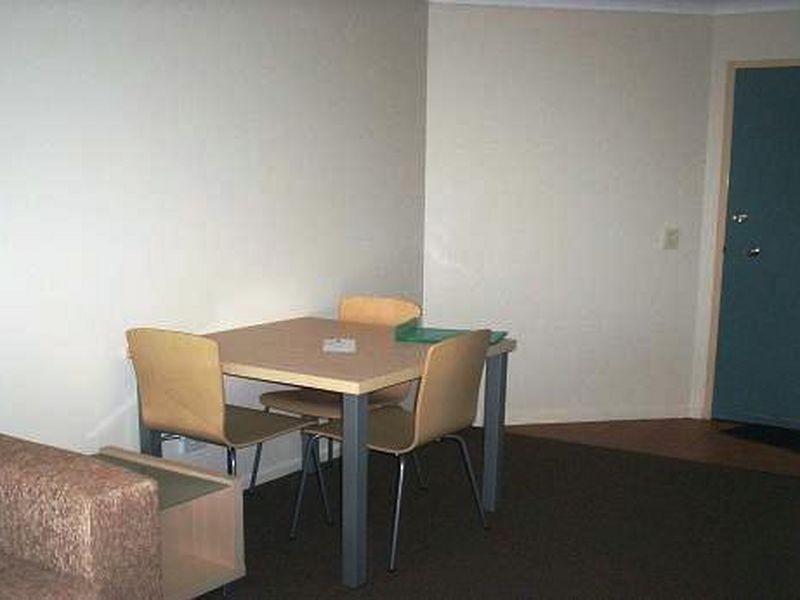 25/14 Spendlove Street, Southport QLD 4215